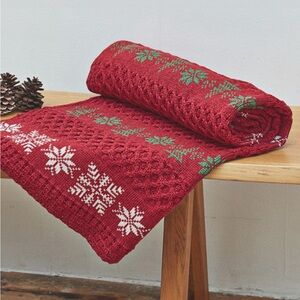 New Aran More Christmas Throw